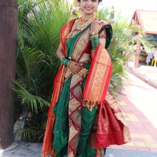 Nauvari saree wallpaper