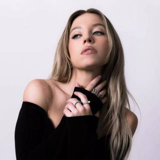 Sydney Sweeney 4k wallpaper