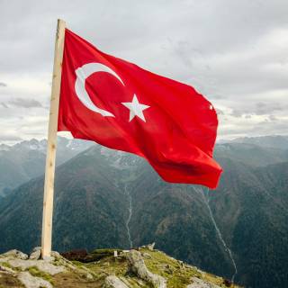 Turkish flag 4k wallpaper