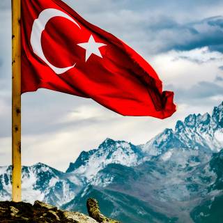 Turkish flag 4k wallpaper