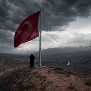 Turkish flag 4k wallpaper