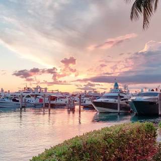 Miami Beach iPhone wallpaper