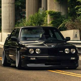 BMW black iPhone wallpaper