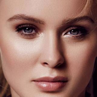 Zara Larsson iPhone wallpaper