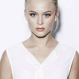 Zara Larsson iPhone wallpaper