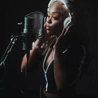 Baby Fendi wallpaper