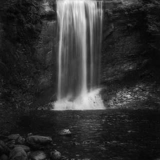 Dark waterfall wallpaper