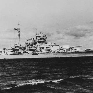 KMS Bismarck wallpaper