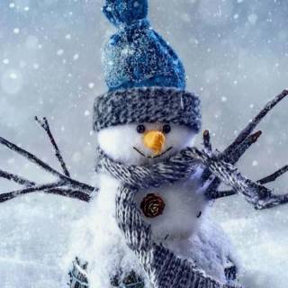 iPhone 13 HD winter wallpaper