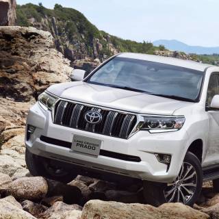 Land Cruiser 70 wallpaper