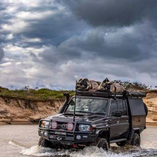 Land Cruiser 70 wallpaper
