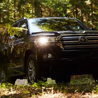 Land Cruiser 70 wallpaper