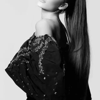 Ariana Grande wallpaper