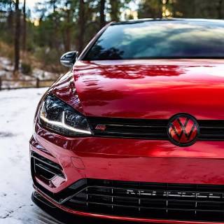 Volkswagen Golf R wallpaper