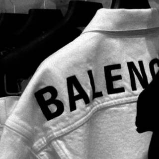 Balenciaga wallpaper