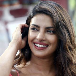 Priyanka Chopra wallpaper