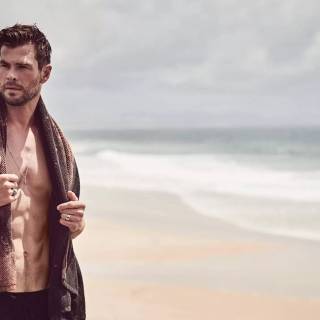 Chris Hemsworth wallpaper