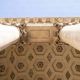 Light academia wallpaper