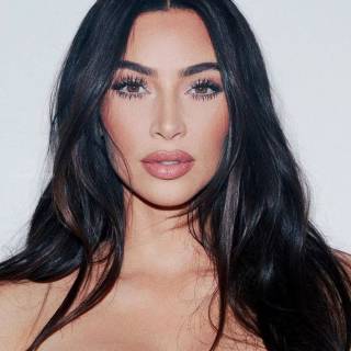 Kim Kardashian wallpaper