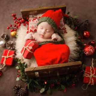 Santa baby wallpaper