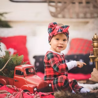 Santa baby wallpaper