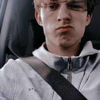 Tom Holland wallpaper