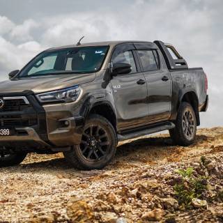 Toyota Hilux wallpaper