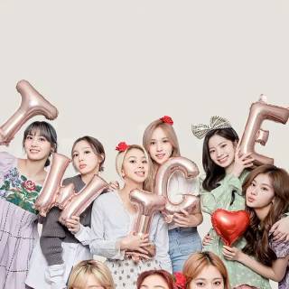 TWICE wallpaper