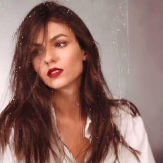 Victoria Justice 4k wallpaper