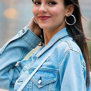 Victoria Justice 4k wallpaper