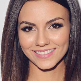 Victoria Justice 4k wallpaper