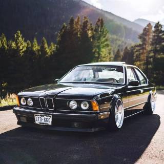 BMW old model wallpaper
