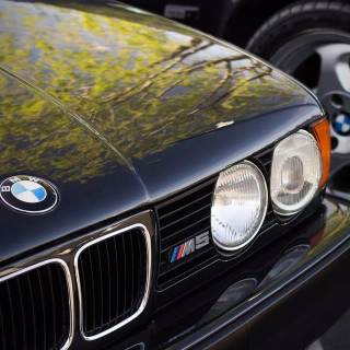 BMW E34 phone wallpaper