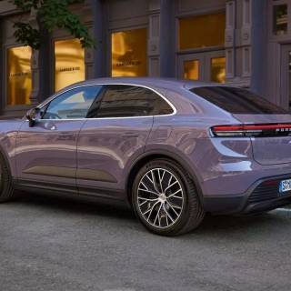 Porsche Macan 2024 wallpaper