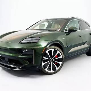 Porsche Macan 2024 wallpaper