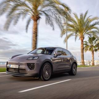 Porsche Macan 2024 wallpaper