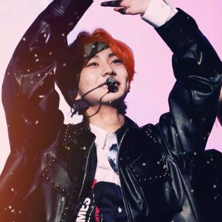 Jungwon red hair wallpaper