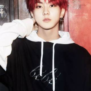 Jungwon red hair wallpaper
