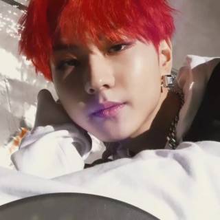 Jungwon red hair wallpaper