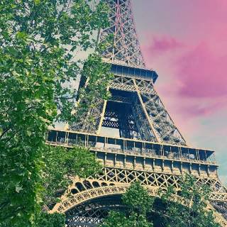 Eiffel Tower spring wallpaper