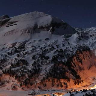 iPhone 4k snow wallpaper