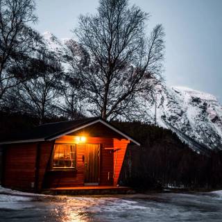 iPhone 4k snow wallpaper