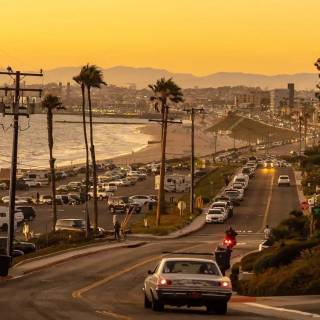 Vintage iPhone 12 wallpaper