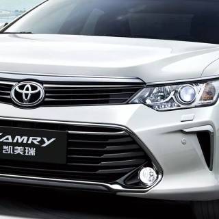 Toyota Camry iPhone wallpaper