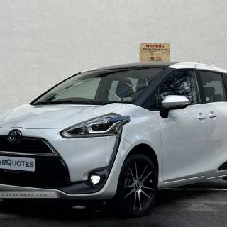 Toyota Sienta wallpaper