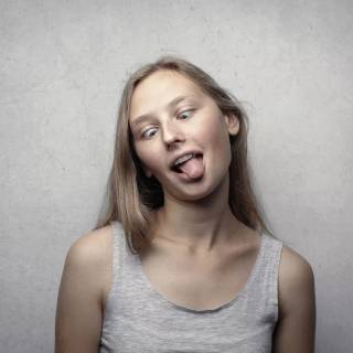 Weird girl wallpaper