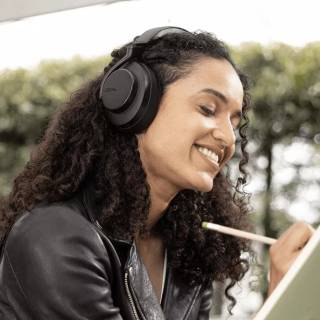 Shure Aonic wallpaper