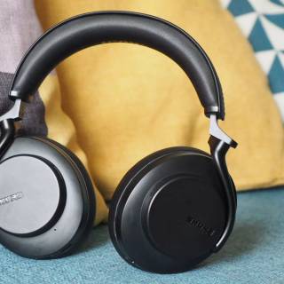 Shure Aonic wallpaper