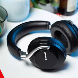 Shure Aonic wallpaper