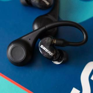 Shure Aonic wallpaper